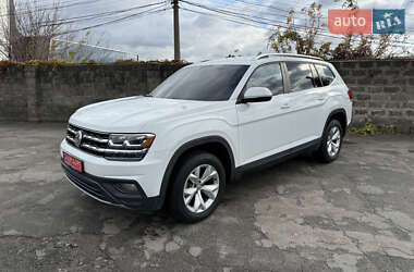 Позашляховик / Кросовер Volkswagen Atlas 2017 в Києві