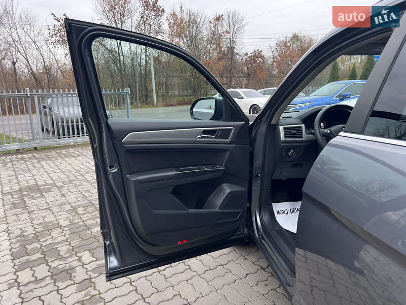 Внедорожник / Кроссовер Volkswagen Atlas 2019 в Нововолынске фото 11 Внедорожник / Кроссовер Volkswagen Atlas 2019 в Нововолынске