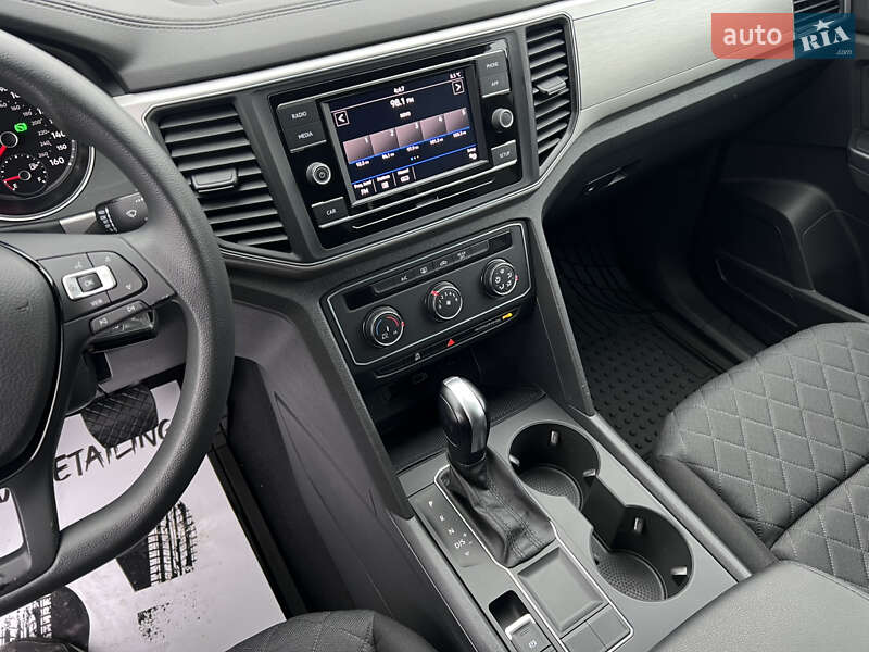 Внедорожник / Кроссовер Volkswagen Atlas 2019 в Нововолынске фото 19 Внедорожник / Кроссовер Volkswagen Atlas 2019 в Нововолынске