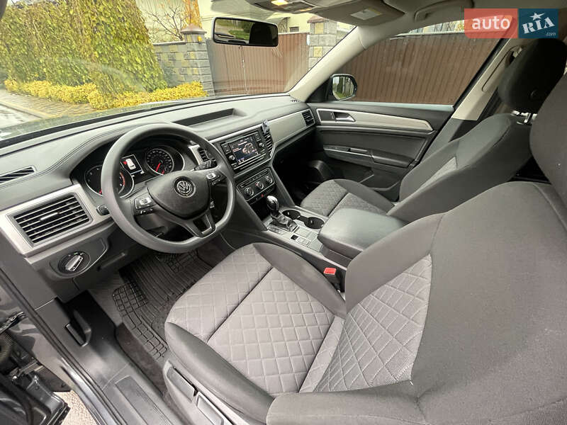 Внедорожник / Кроссовер Volkswagen Atlas 2017 в Киеве