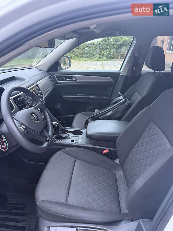 Внедорожник / Кроссовер Volkswagen Atlas 2017 в Киеве фото 9 Внедорожник / Кроссовер Volkswagen Atlas 2017 в Киеве