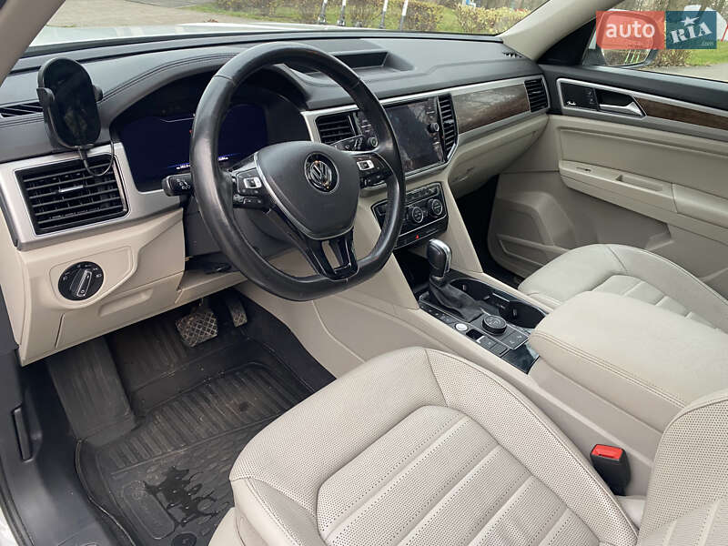 Позашляховик / Кросовер Volkswagen Atlas 2018 в Києві
