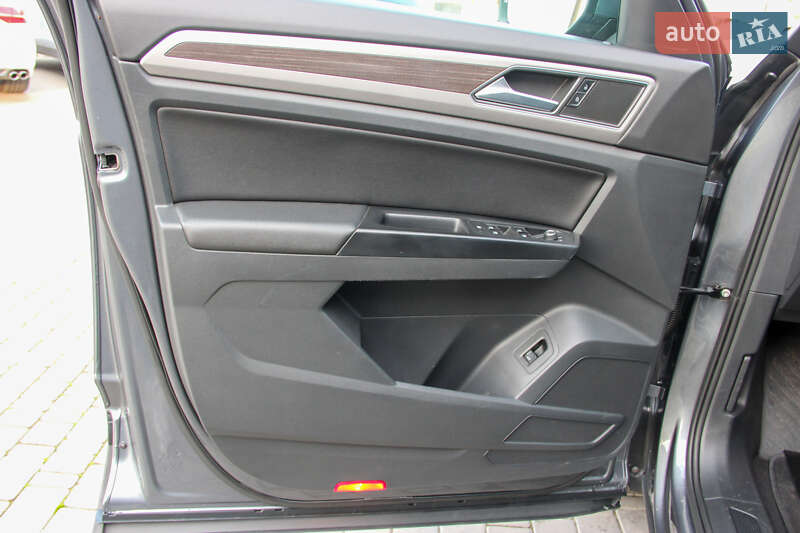 Внедорожник / Кроссовер Volkswagen Atlas 2019 в Одессе