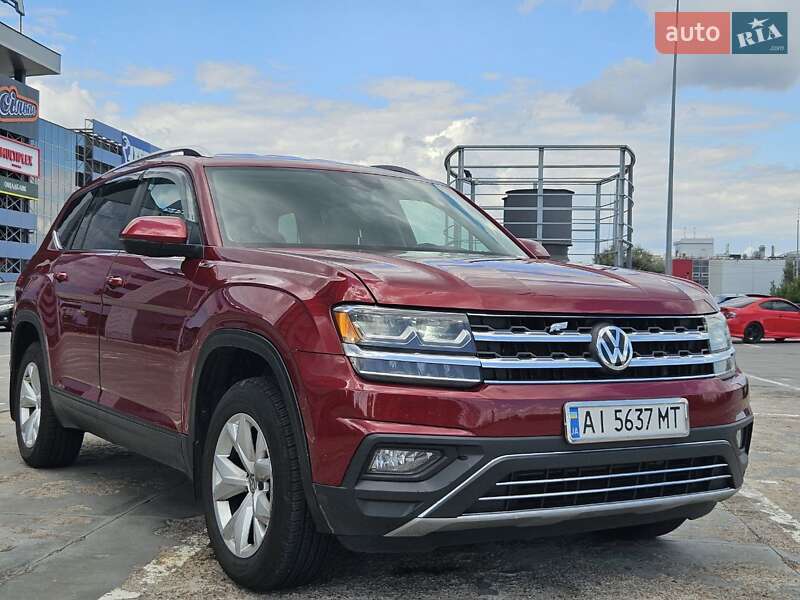 Позашляховик / Кросовер Volkswagen Atlas 2017 в Києві