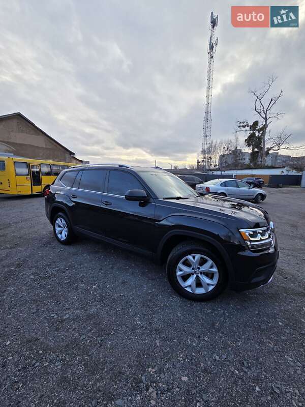 Внедорожник / Кроссовер Volkswagen Atlas 2017 в Коростене фото 3 Внедорожник / Кроссовер Volkswagen Atlas 2017 в Коростене