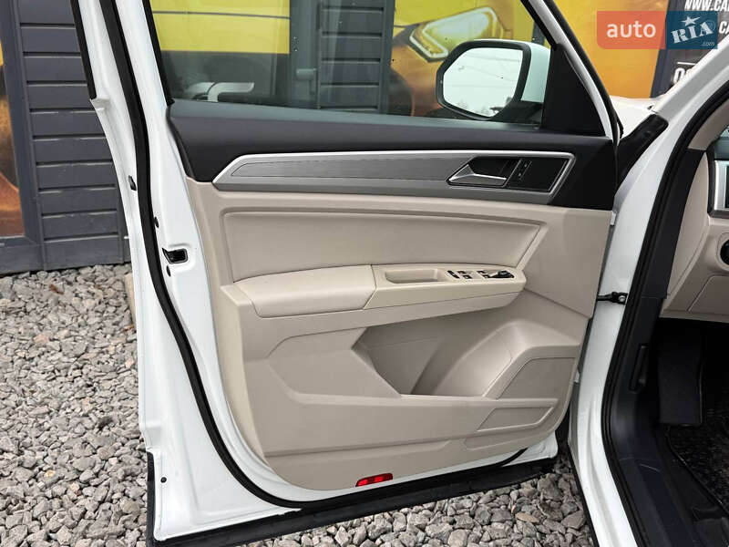 Внедорожник / Кроссовер Volkswagen Atlas 2018 в Стрые