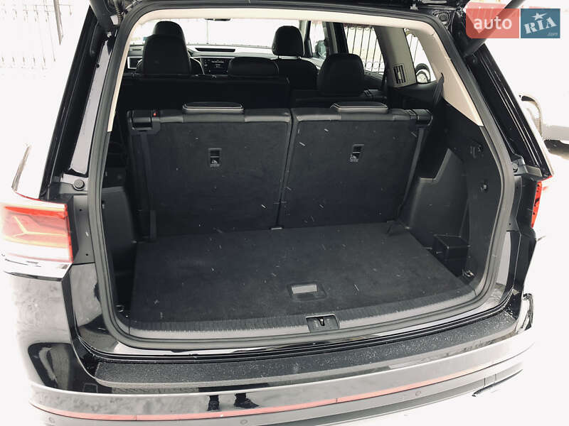 Позашляховик / Кросовер Volkswagen Atlas 2021 в Ірпені