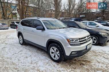 Внедорожник / Кроссовер Volkswagen Atlas 2017 в Киеве