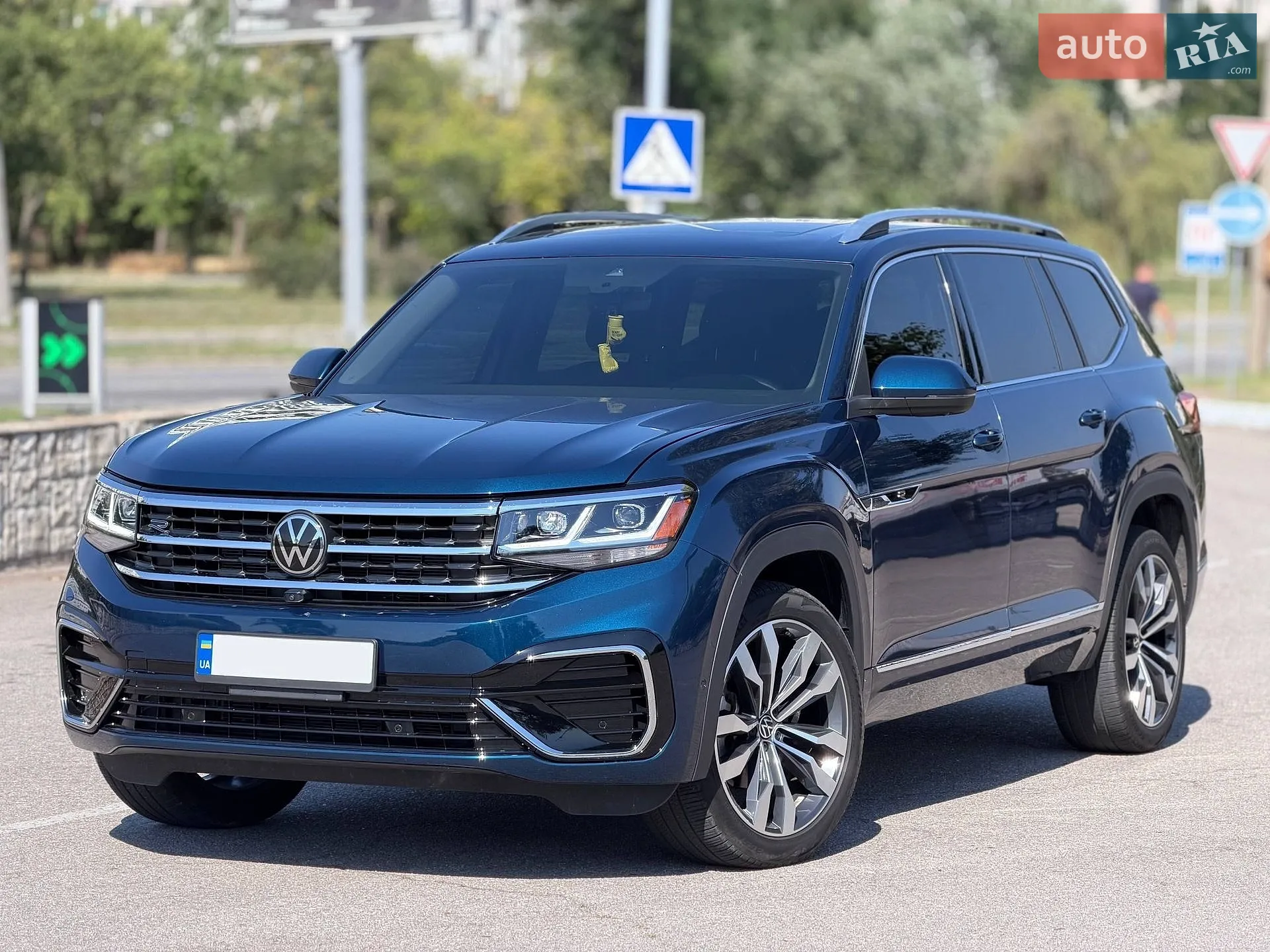 2023 Volkswagen Atlas - мініатюра 7