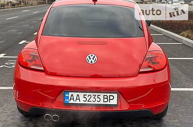 Купе Volkswagen Beetle 2015 в Киеве