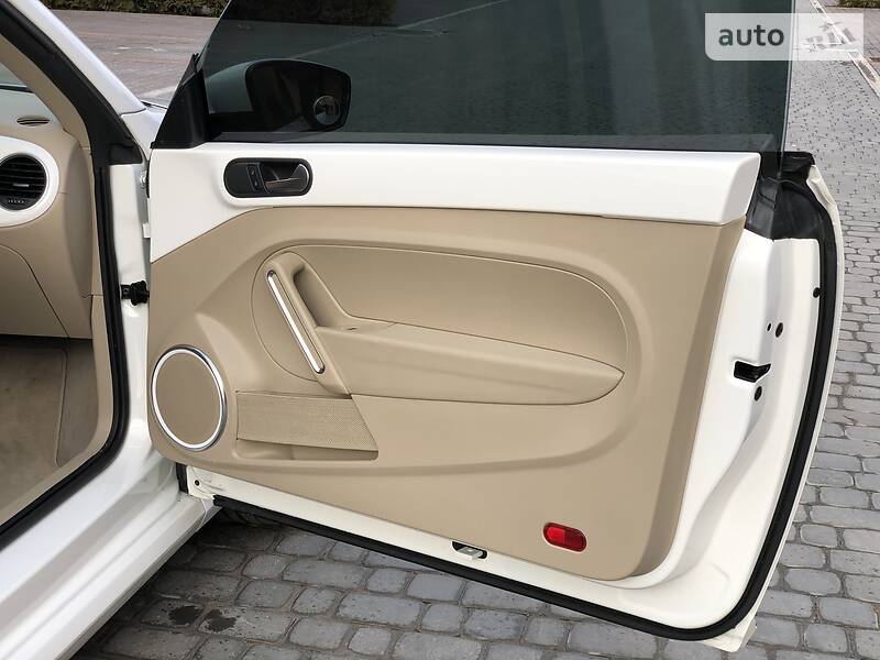 Купе Volkswagen Beetle 2013 в Вінниці