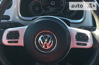 Хетчбек Volkswagen Beetle 2012 в 
