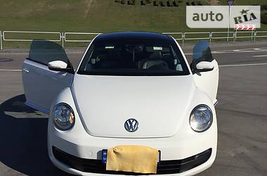 Хетчбек Volkswagen Beetle 2012 в 
