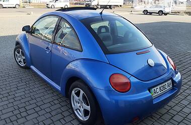 Седан Volkswagen Beetle 2000 в Луцке
