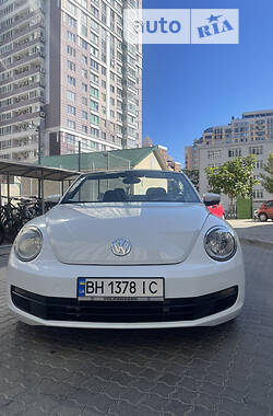 Седан Volkswagen Beetle 2015 в Одесі