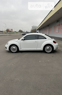 Хэтчбек Volkswagen Beetle 2014 в Львове