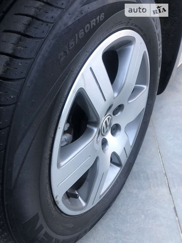 Хэтчбек Volkswagen Beetle 2008 в Новой Одессе