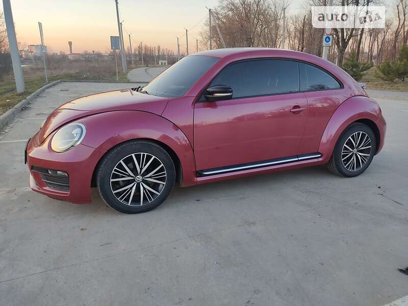 Хэтчбек Volkswagen Beetle 2016 в Синельниково