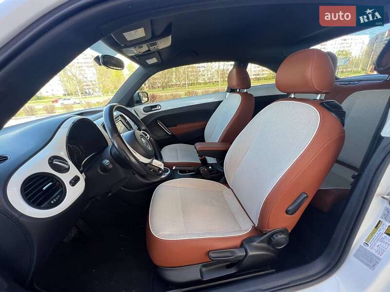 Хэтчбек Volkswagen Beetle 2017 в Киеве