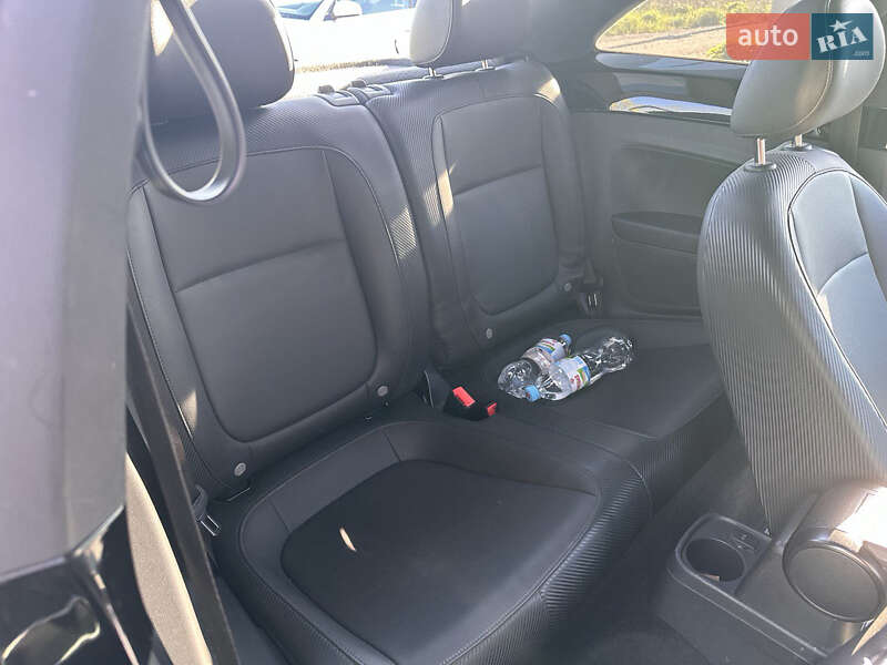 Хетчбек Volkswagen Beetle 2015 в Києві