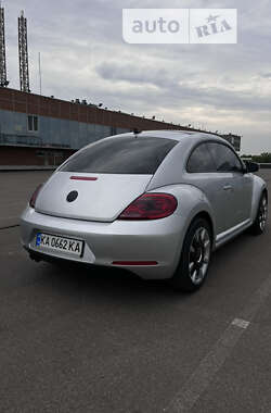 Хетчбек Volkswagen Beetle 2012 в Петропавлівській Борщагівці