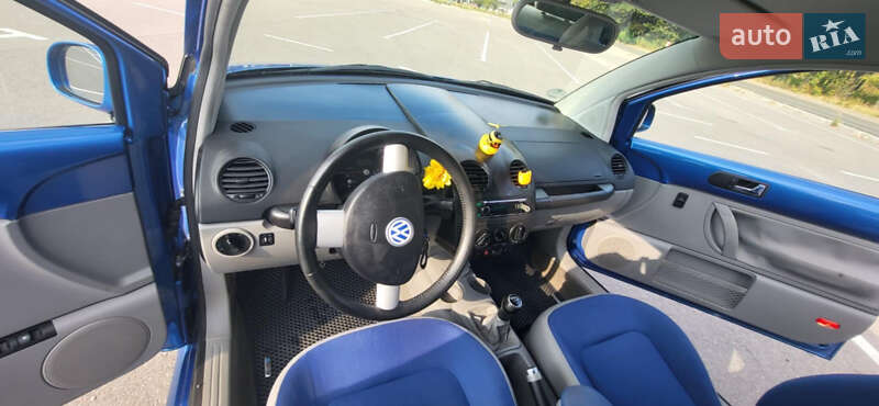 Хетчбек Volkswagen Beetle 2001 в Кропивницькому