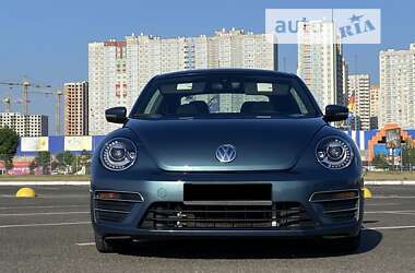 Хэтчбек Volkswagen Beetle 2017 в Киеве