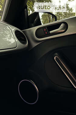 Кабриолет Volkswagen Beetle 2014 в 