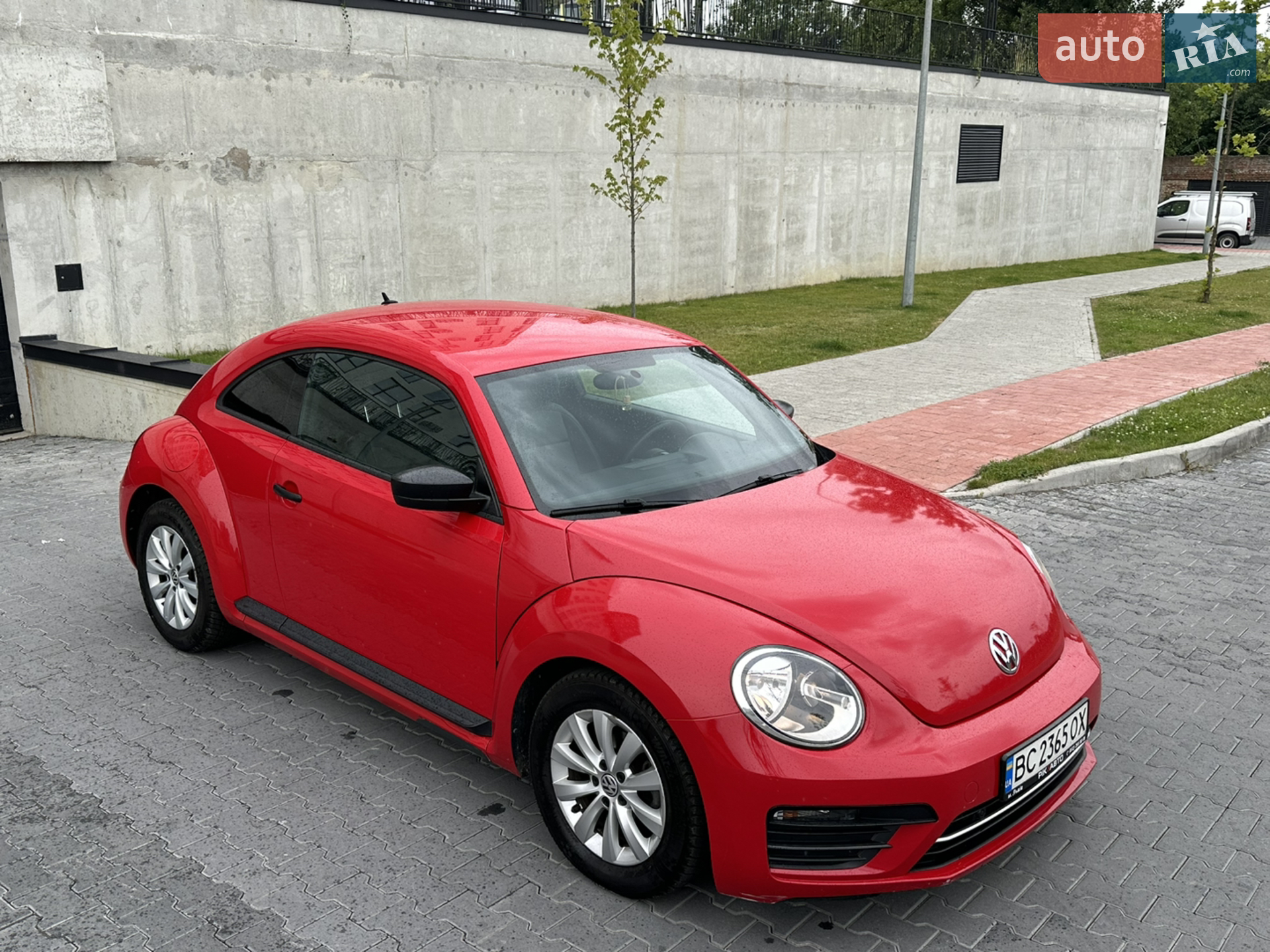 2017 Volkswagen Beetle - мініатюра 26
