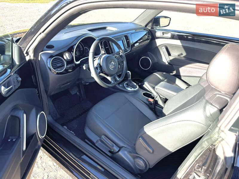 Хэтчбек Volkswagen Beetle 2015 в Ивано-Франковске