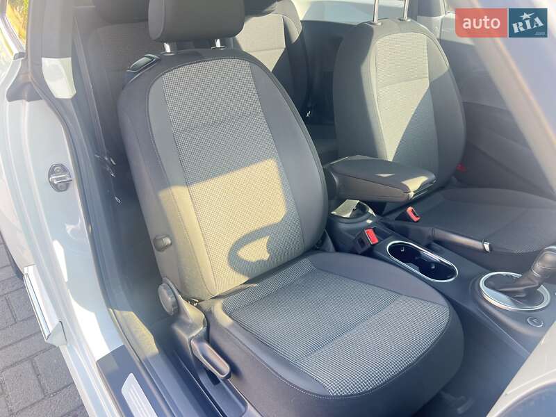 Хетчбек Volkswagen Beetle 2016 в Запоріжжі