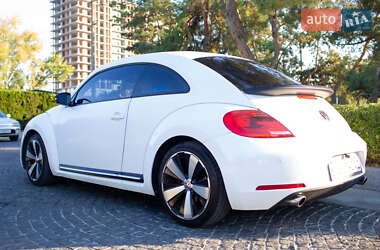 Хэтчбек Volkswagen Beetle 2012 в Днепре