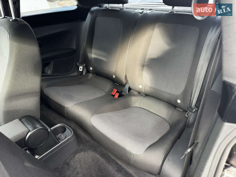 Хетчбек Volkswagen Beetle 2012 в Житомирі
