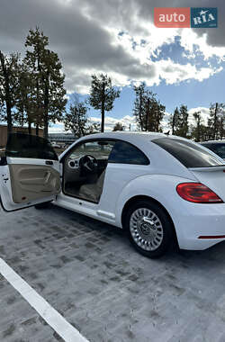 Volkswagen Beetle 2013