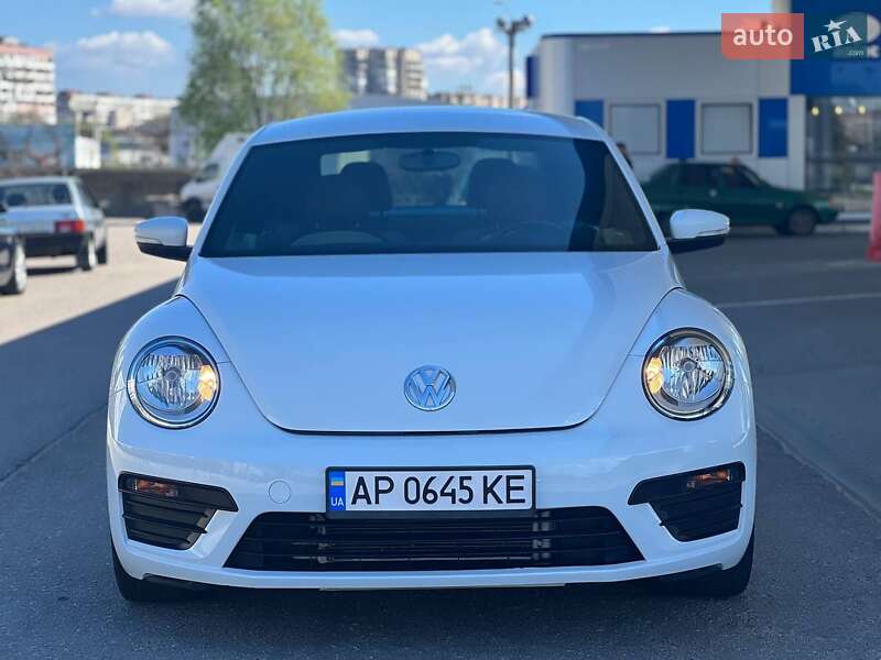 Хэтчбек Volkswagen Beetle 2017 в Киеве