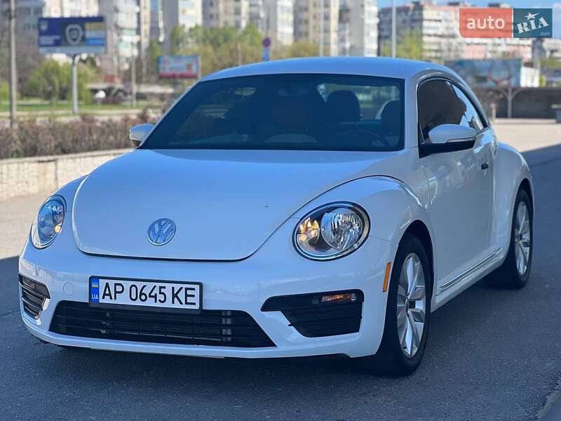 Хэтчбек Volkswagen Beetle 2017 в Киеве
