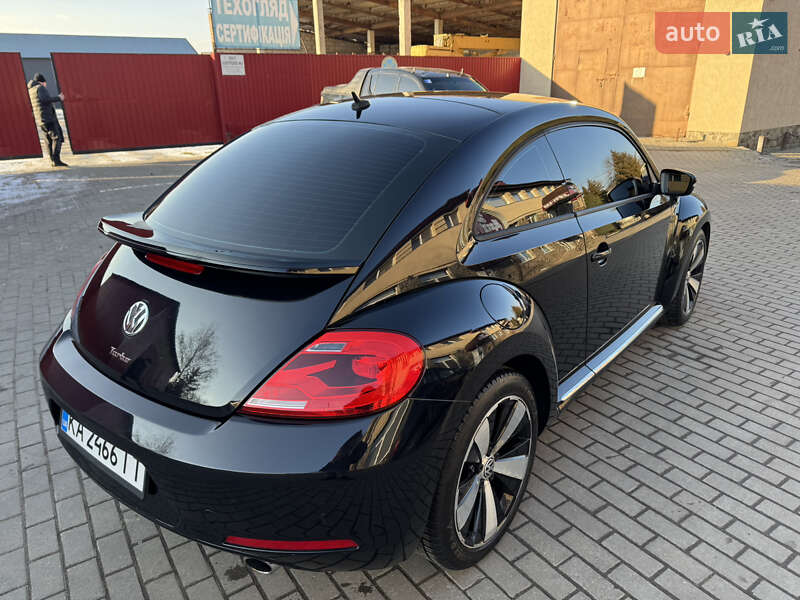 Хэтчбек Volkswagen Beetle 2012 в Владимире