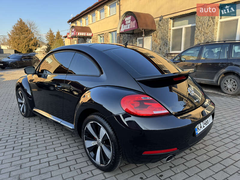 Хэтчбек Volkswagen Beetle 2012 в Владимире