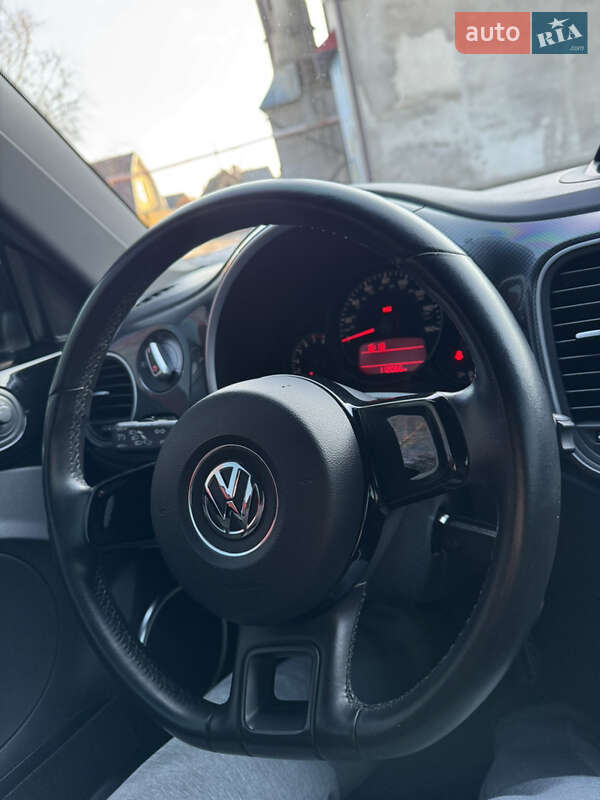 Хэтчбек Volkswagen Beetle 2012 в Владимире