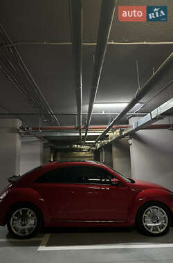 Хэтчбек Volkswagen Beetle 2012 в Киеве