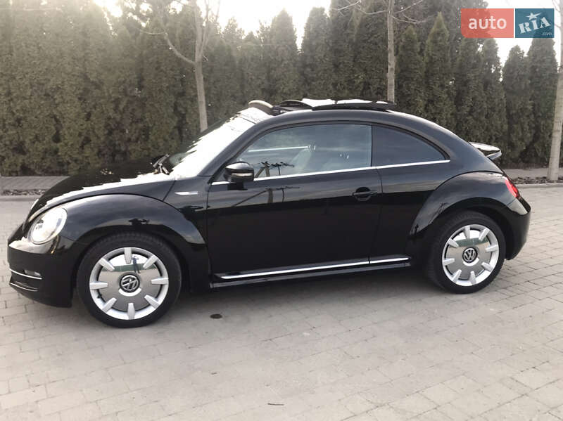 Хэтчбек Volkswagen Beetle 2012 в Львове