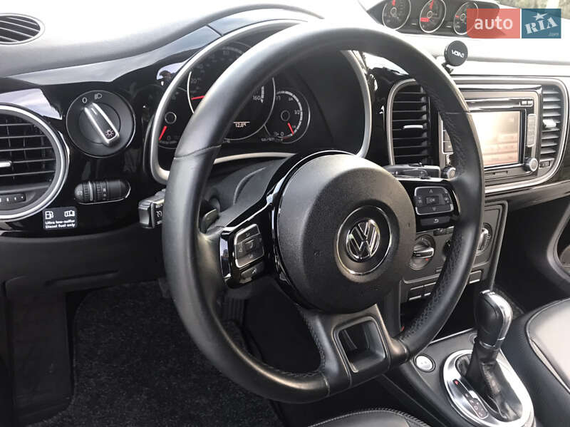 Хэтчбек Volkswagen Beetle 2012 в Львове