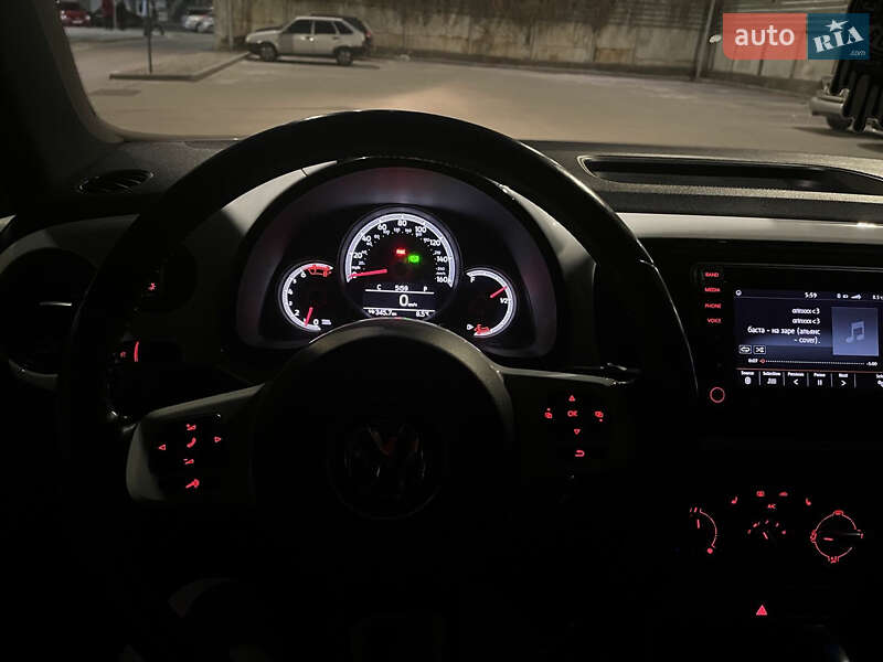 Хэтчбек Volkswagen Beetle 2017 в Киеве