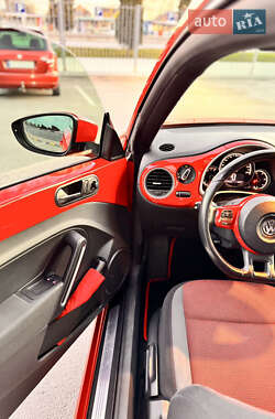 Хэтчбек Volkswagen Beetle 2014 в 