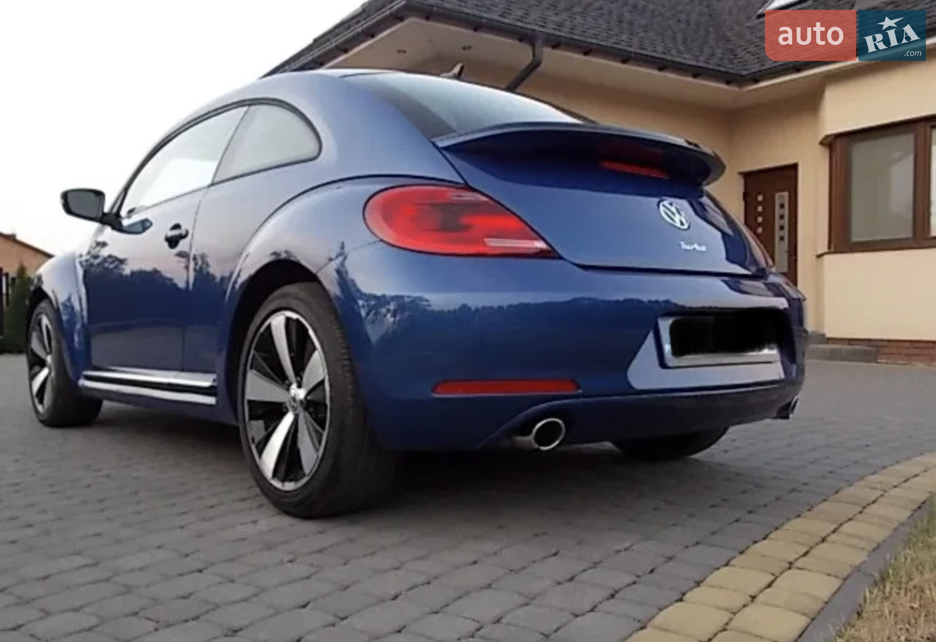 2012 Volkswagen Beetle - мініатюра 2