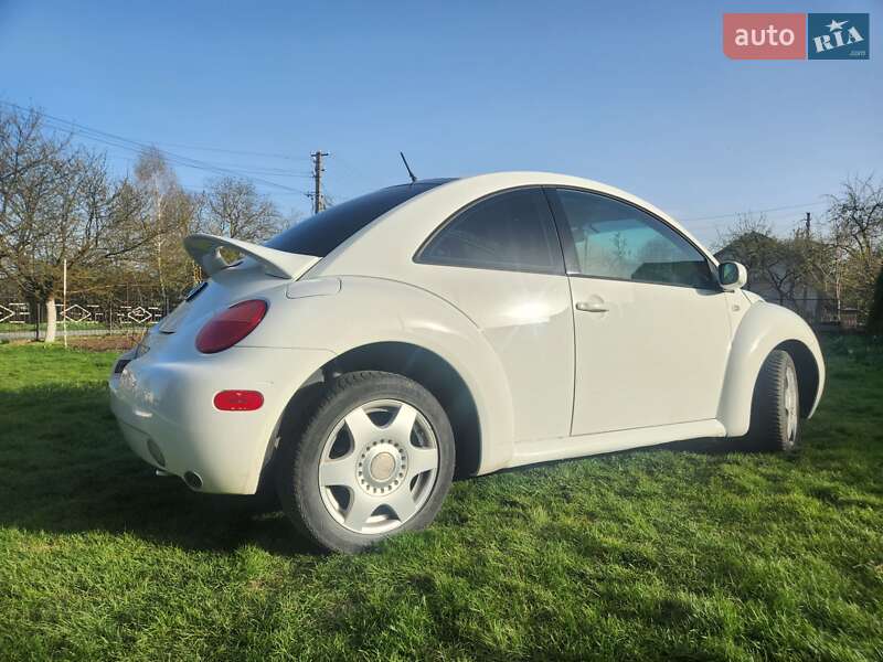 Хэтчбек Volkswagen Beetle 2000 в Тернополе