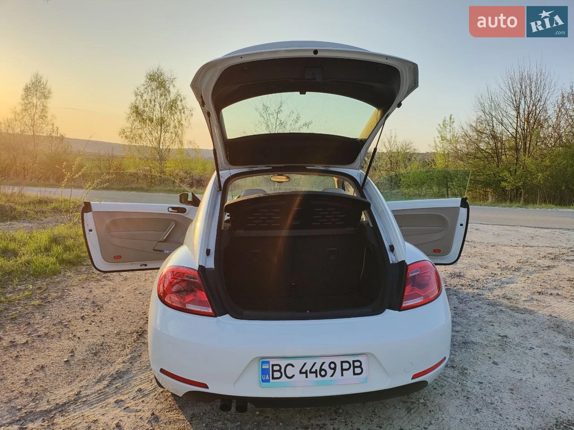 2015 Volkswagen Beetle - мініатюра 13