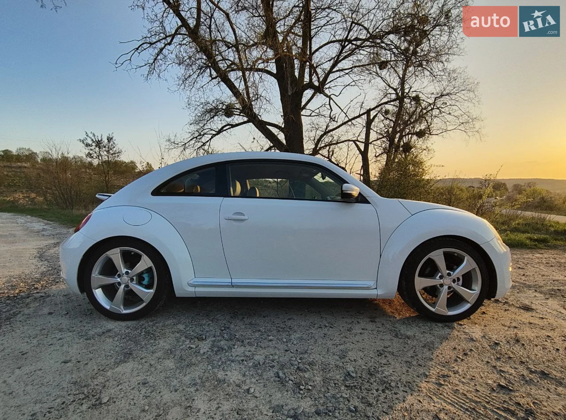 2015 Volkswagen Beetle - мініатюра 3