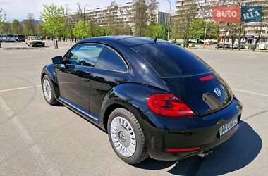 Хэтчбек Volkswagen Beetle 2013 в 