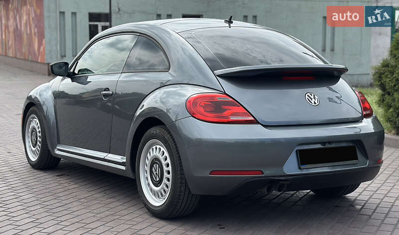 Хэтчбек Volkswagen Beetle 2014 в Днепре